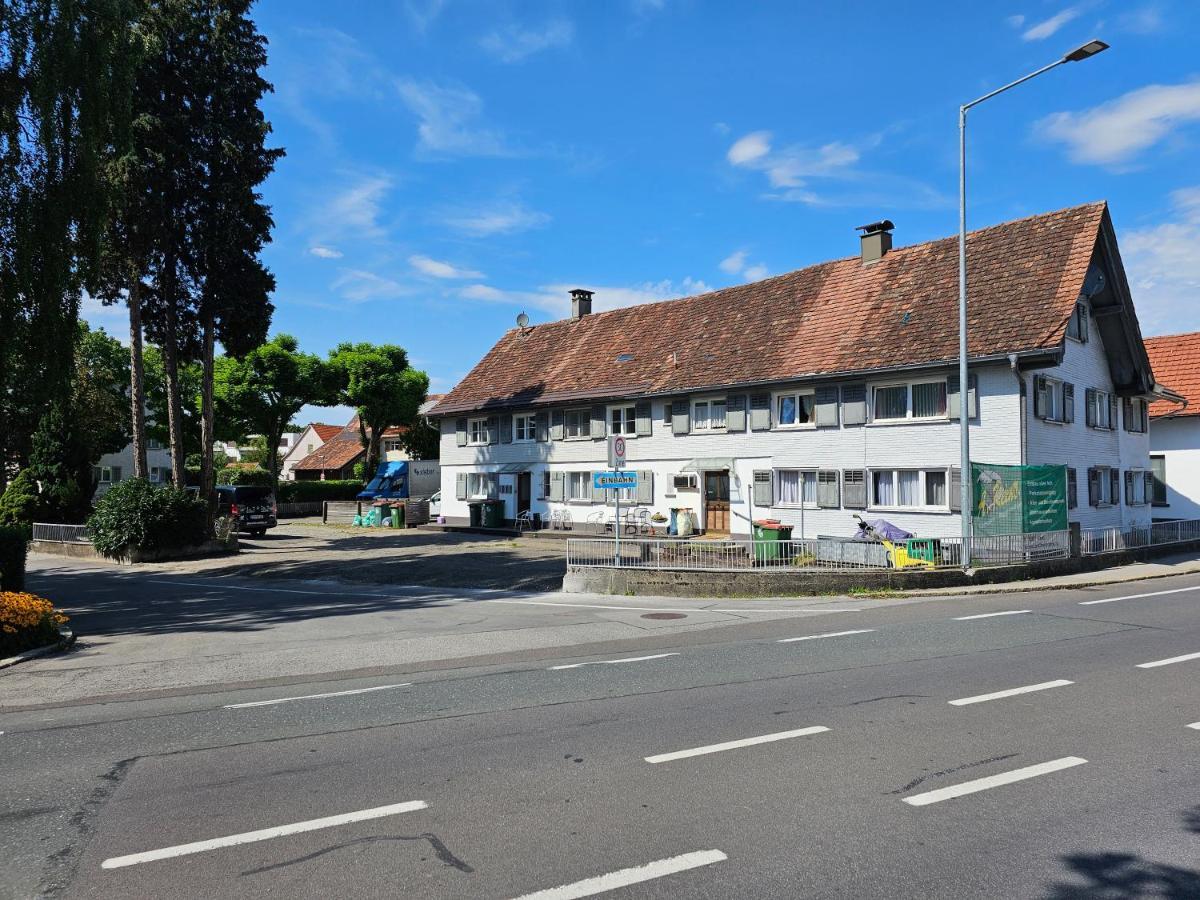 B76, Lauterach, Vorarlberg Apartments Esterno foto